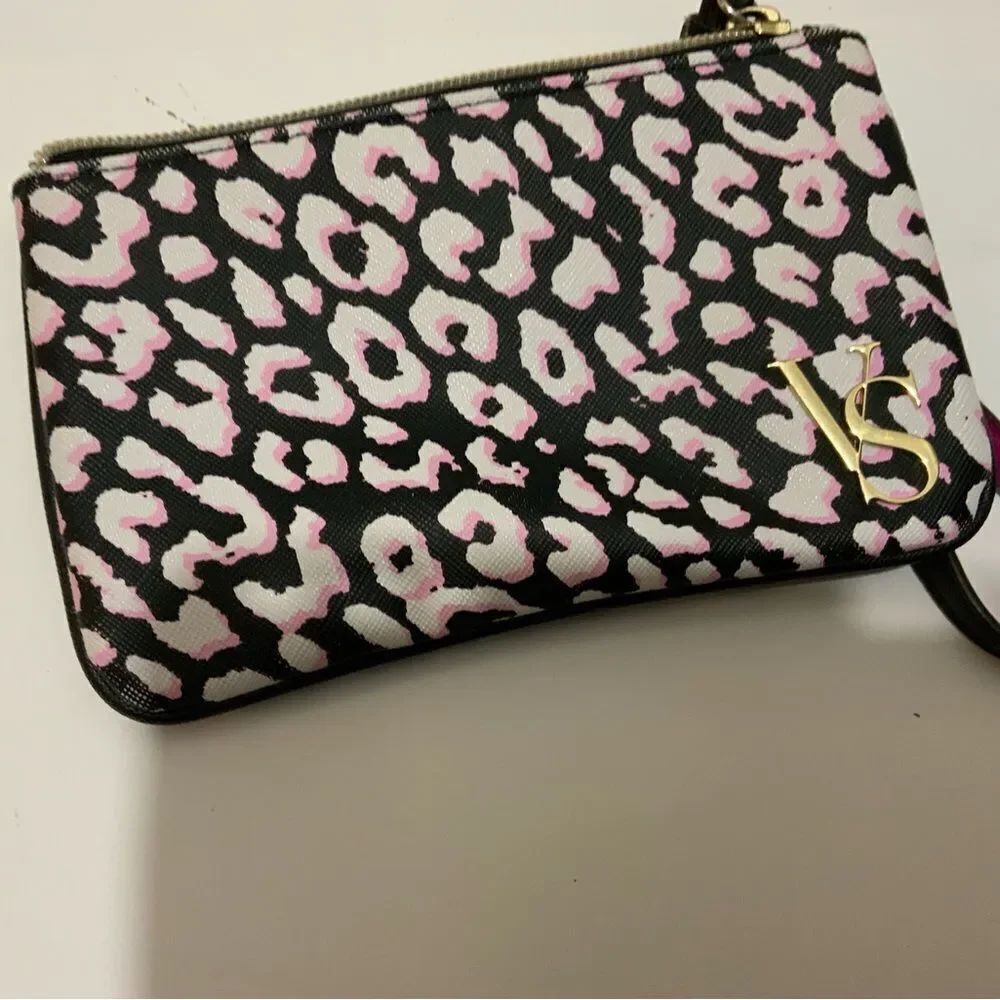 New Victoria’s Secret leopard Mini Cosmetics/ Coin Bag